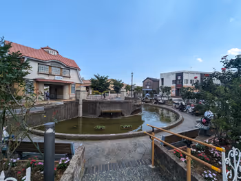 田园调布站喷水池周边的休息场所之三