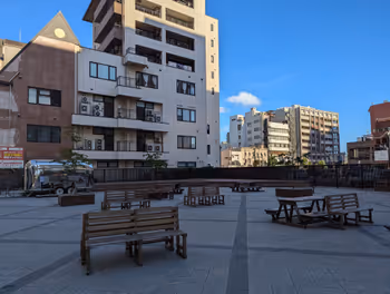 헤이와도리역 센바 광장의 휴식 장소 그 4