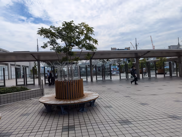 Foto von 東京ビックサイト前デッキ 3