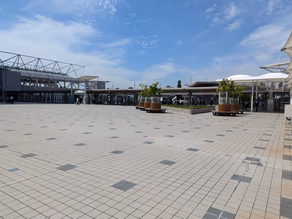 Foto von 東京ビックサイト前デッキ 4