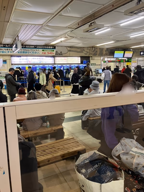 Photo of Sapporo Station | JR Sapporo Station | West Ticket Gate Entrance | Rest Spot 1
