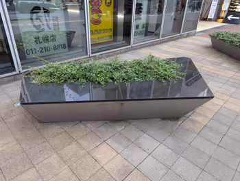 さっぽろ駅読売北海ビル前の休憩場所その3