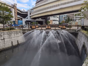 麻布十番駅一の橋公園の休憩場所その6