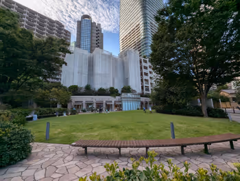 카미야초역 오오케야키 광장의 휴식 장소 그 1