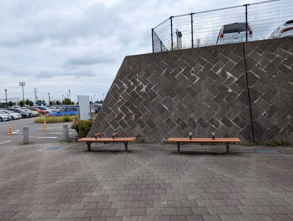 Photo of Suzume-miya Station | East Exit Rotary | Rest Spot 2