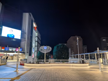 取手站西口步行人行桥的休息场所之一