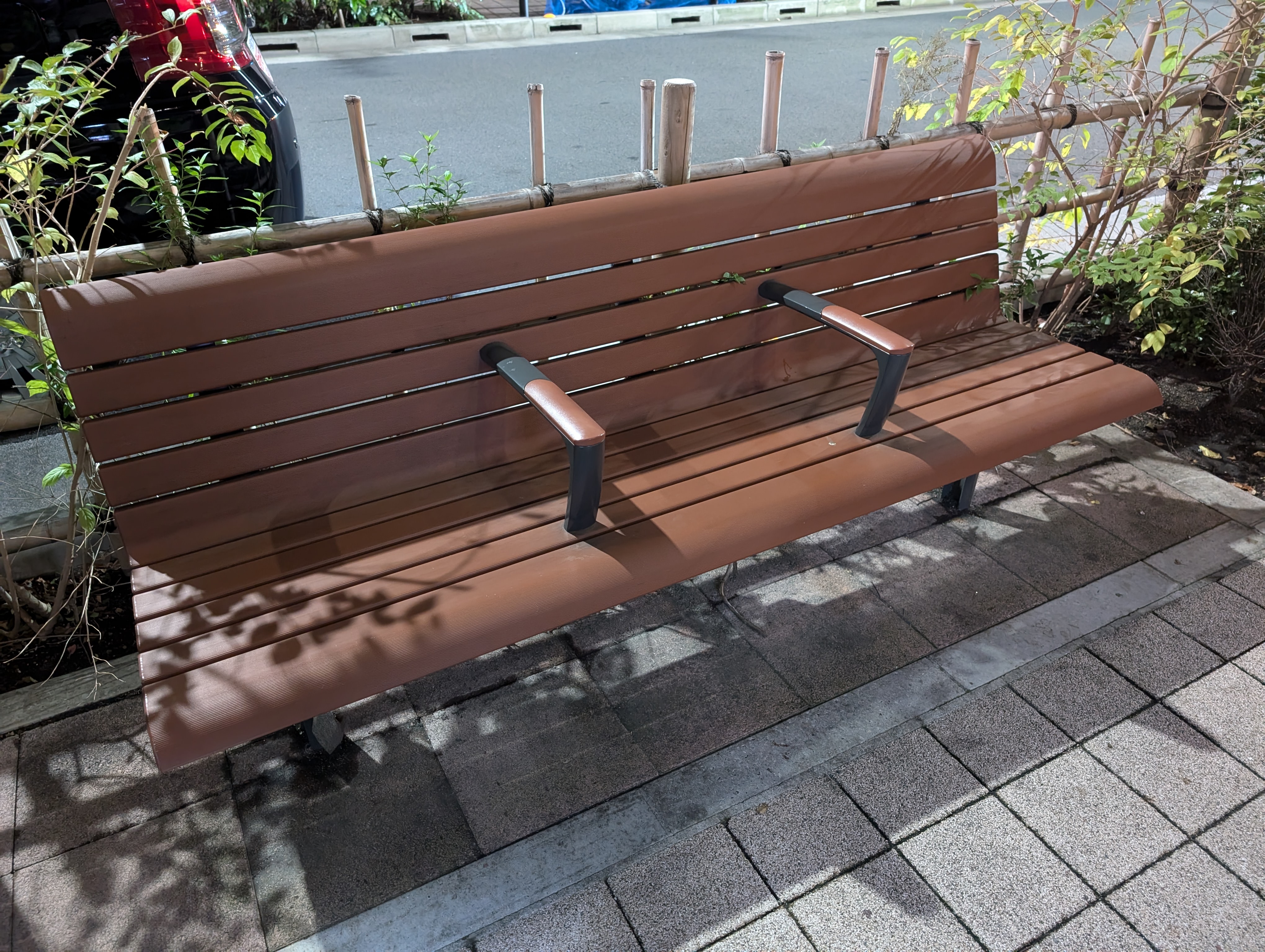 Photo of Kodenmacho Station | In front of Shiba Shinkin Bank (Nihonbashi Branch) | Rest Spot 1