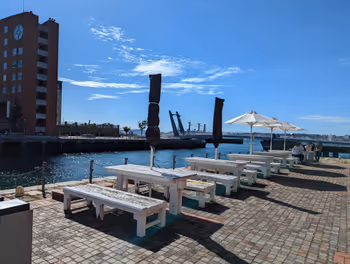 出光美術館駅旧門司税関周辺の休憩場所その4