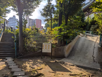 Rest area in Suwa no Mori Park, Nishi-Waseda Station Part 3