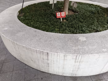 渋谷駅渋谷ヒカリエ ShinQs 屋外の休憩場所その2