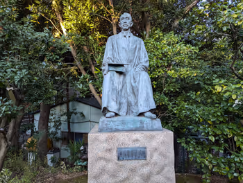 早稻田站大隈庭園的休息場所其5