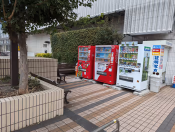 所沢駅西武所沢 エミテラス側出入口の休憩場所その2