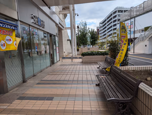 西武所沢 エミテラス側出入口の写真1