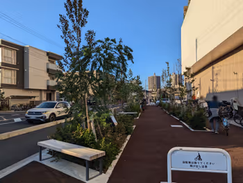 所沢駅エミテラス横 南西公園の休憩場所その3