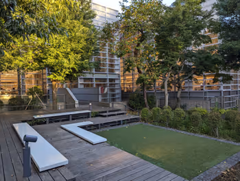 荻窪駅杉並中央図書館 本の広場の休憩場所その4