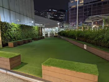 大丸梅田前 バスロータリー付近の休憩場所その1