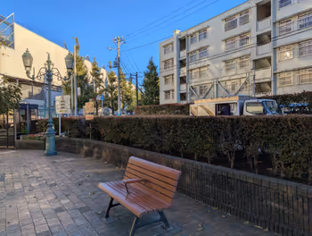 練馬高野台駅駅前広場の休憩場所その5