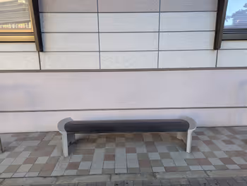 练马高野台站站前地区集会所前的休息场所2