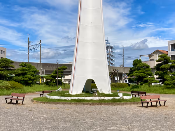 Photo of Nishio Station | Around the Clock Tower at Higashi Ryokuchi Park | Rest Spot 1