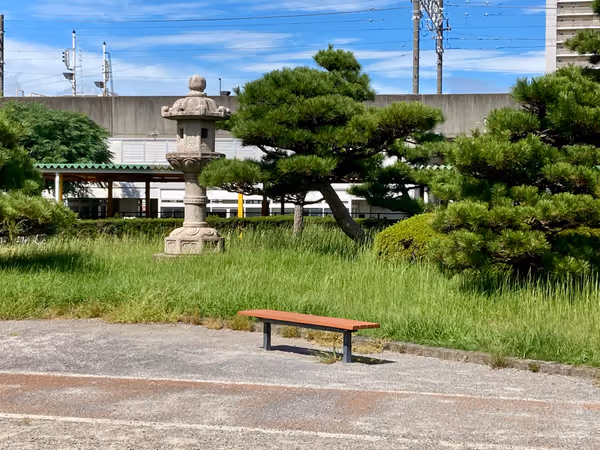 Photo of Nishio Station | Around the Clock Tower at Higashi Ryokuchi Park | Rest Spot 3