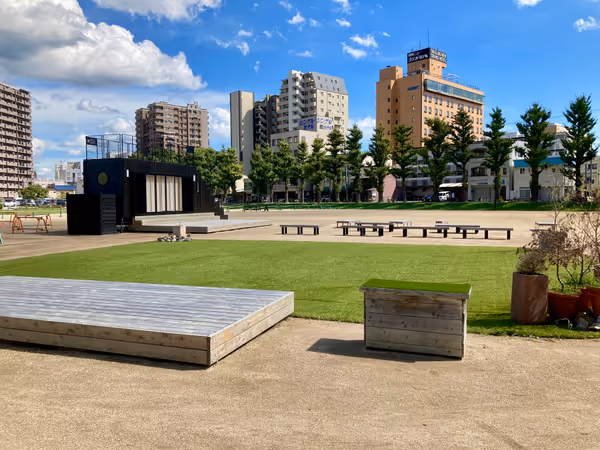 岡崎公園多目的広場の写真1