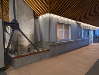 고마츠역 Komatsu 9 갤러리 근처의 휴식 장소 그 5