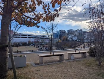方南町駅広町みらい公園の休憩場所その3