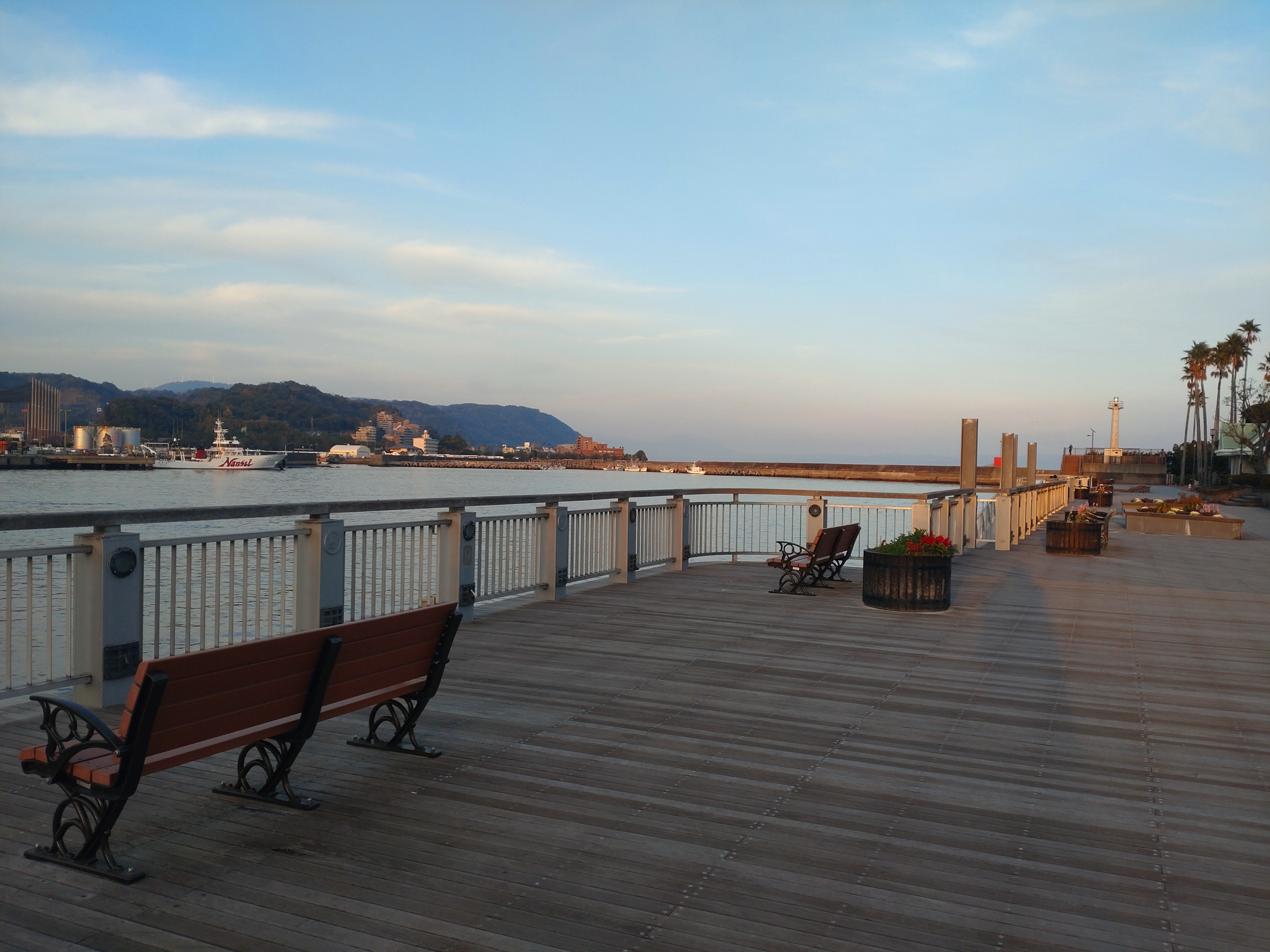 しおかぜ通りの写真1