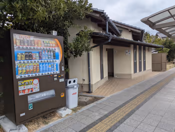 出雲大社前車站神門通交通廣場的休息處之三