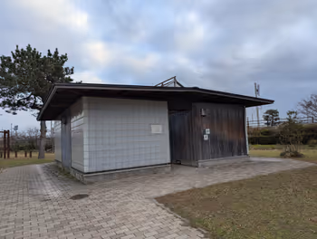 松江しんじ湖温泉駅末次公園の休憩場所その3