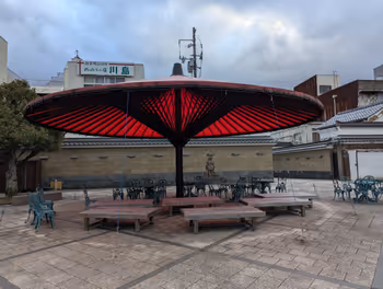 松江しんじ湖温泉駅松江京店カラコロ広場の休憩場所その3