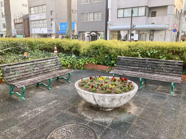 Photo of Uwajima Station | Near the Station | : Bullfighting Statue | Rest Spot 2