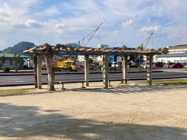 Photo of Uwajima Station | Uwajima Shinuchi Port No. 1 Green Space | Rest Spot 3