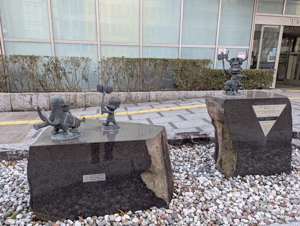 ギャートルズ ブロンズ像周辺の写真2