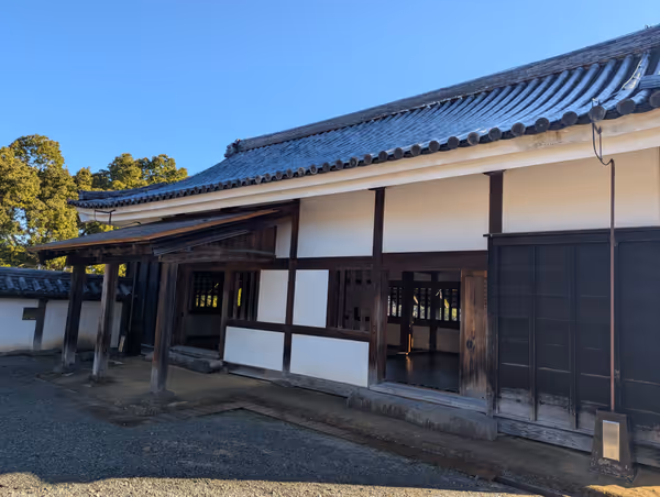 Photo of Matsue Shinji-ko Onsen Station | Matsue Castle Ninomaru Ruins | Rest Spot 3