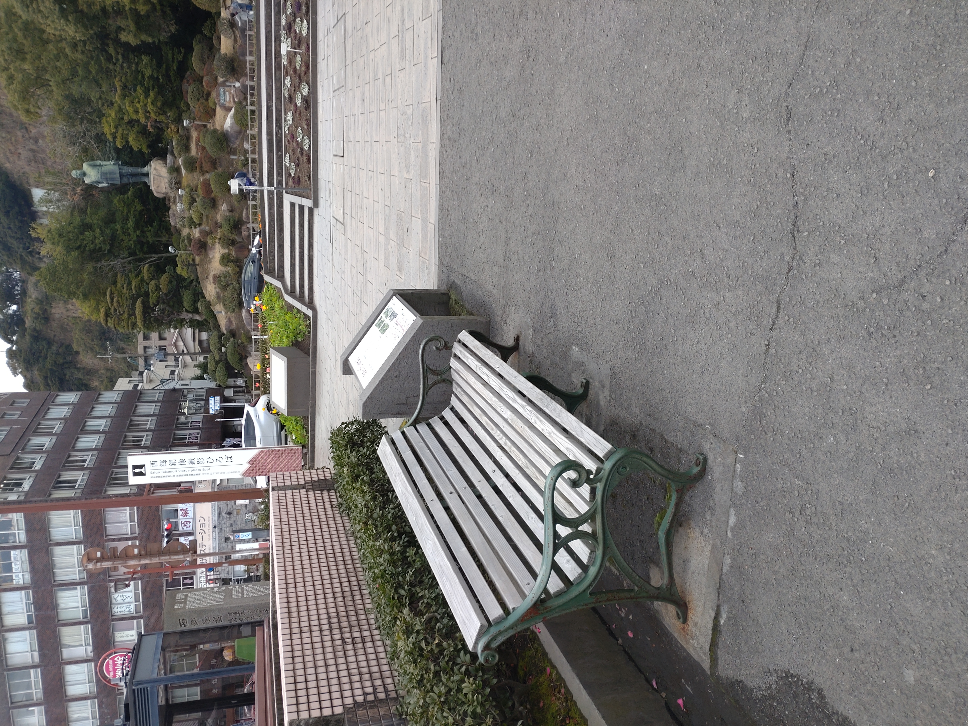 西郷隆盛銅像前の写真1