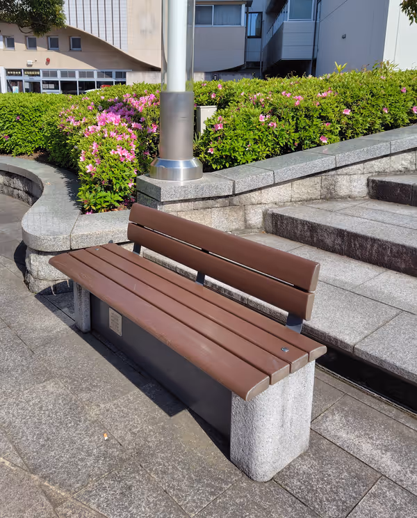 Photo of Tottori Station | Tottori Station | Front Wind Pattern Plaza | Rest Spot 2