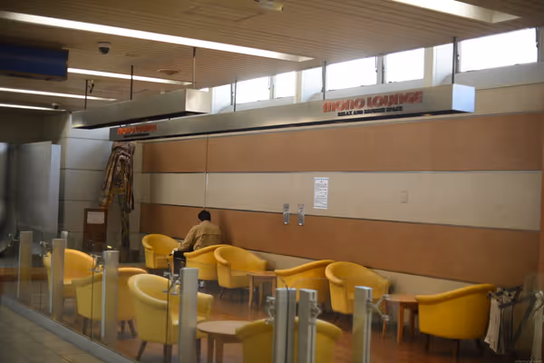 Photo of Kadoma-shi Station | Rest Spot Inside the Ticket Gate Area at Osaka Monorail Kadoma-shi Station | Rest Spot 5