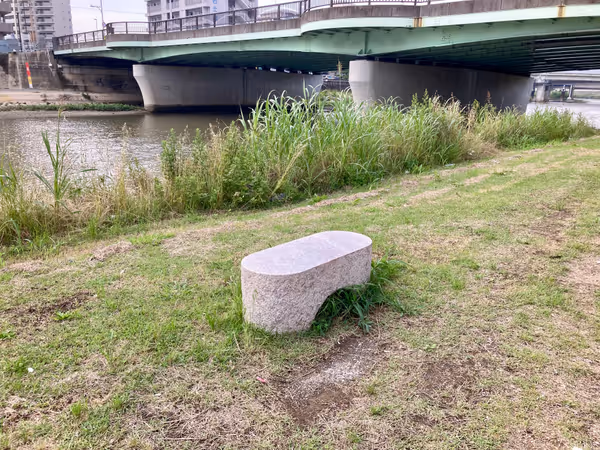 Photo of Nishishinmachi Station | Akashi River Riverside (Near Akashi Ohashi Bridge) | Rest Spot 2
