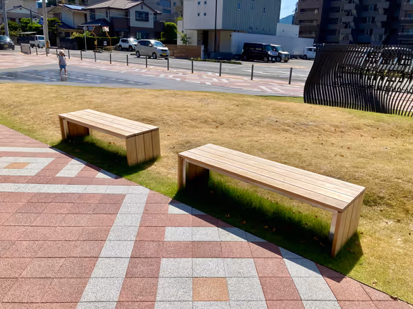 Photo of Yuda Onsen Station | Konkon Park Building Front 2