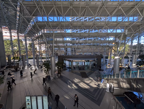 Photo de 新川崎ツインタワー アトリウム 3