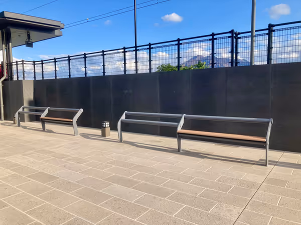 Photo of Sengan-en Station | Station | Front 1