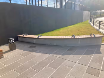 【센간엔 역】 역 앞 이미지 1