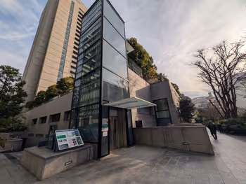 三井住友海上駿河台ビル 屋上庭園の写真2