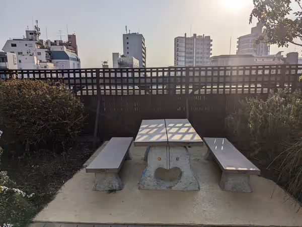 etomo4F 屋上庭園の写真5