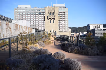 【京都市役所前站】京都市政府 屋顶庭园 的照片 7