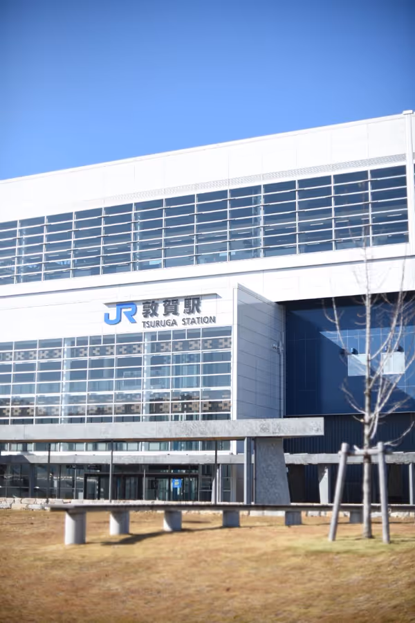 【敦贺站】敦贺站东口站前广场 的照片 1