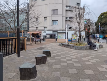 Photo de 九段坂公園 大使館側 3