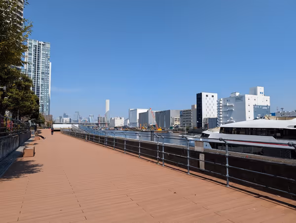 アイルの散歩道の写真1