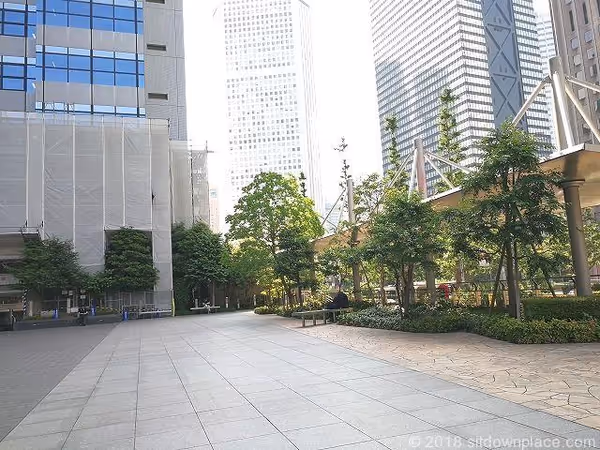 Photo de 工学院大学エステック広場前 3